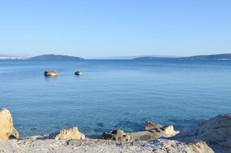Mihaela Studio Apartmans 150M Near The Beach Kastela Exterior photo