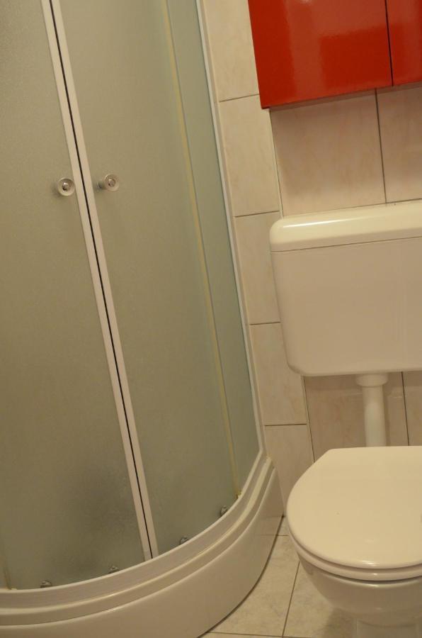 Mihaela Studio Apartmans 150M Near The Beach Kastela Exterior photo